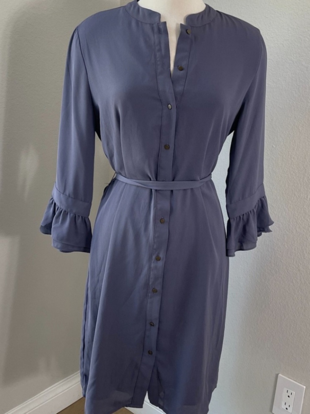 Banana Republic Women's 8 Purple Button Up Shirt Dress Waist Tie Ruffle Cuffs